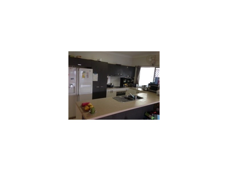 4 Goldberg Close, White Rock QLD 4868