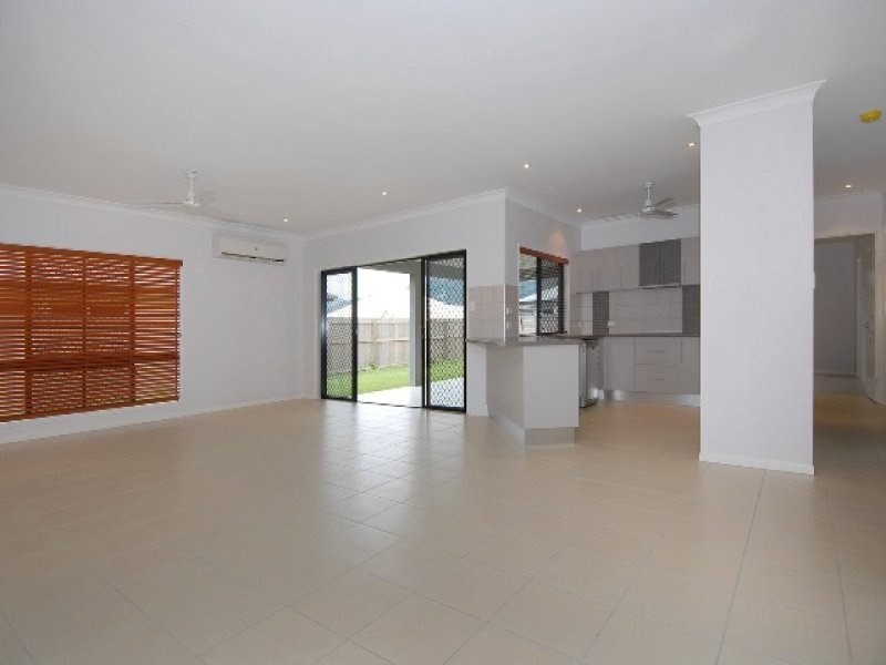 Bentley Park QLD 4869