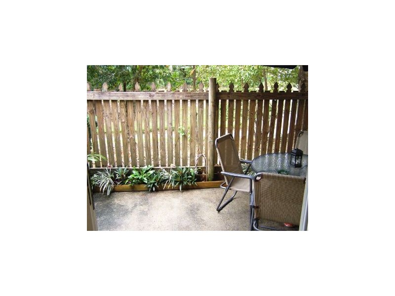 5/16 Robert Road, Bentley Park QLD 4869