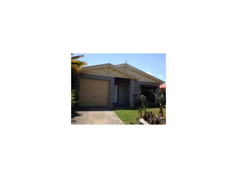 8 Ferngully Street, White Rock QLD 4868