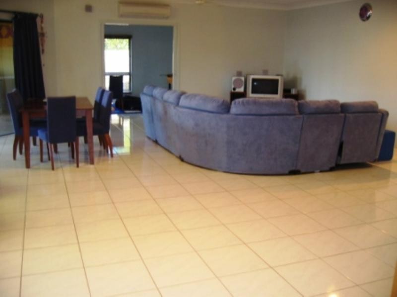 Bentley Park QLD 4869