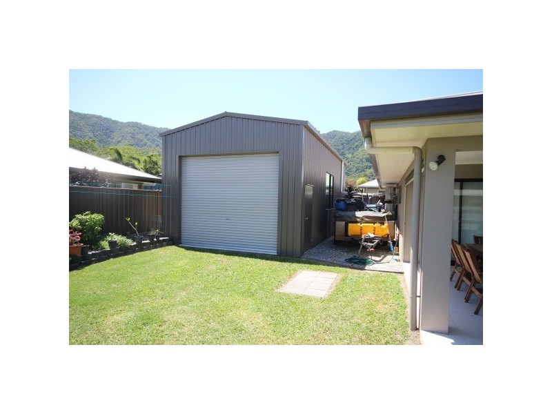 13 Shelbourne Street, Bentley Park QLD 4869