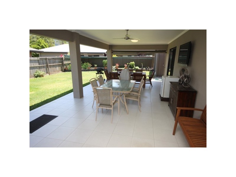 13 Shelbourne Street, Bentley Park QLD 4869