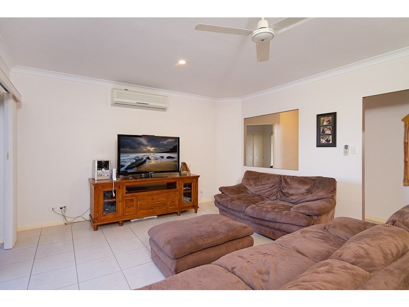 25 Fitzmaurice Drive, Bentley Park QLD 4869