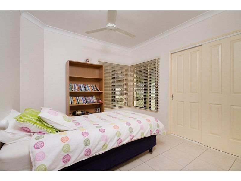 25 Fitzmaurice Drive, Bentley Park QLD 4869