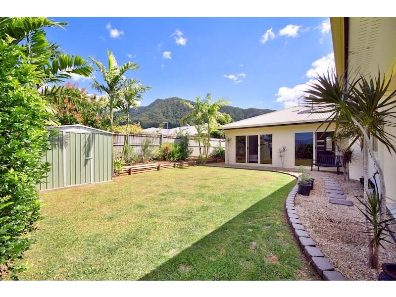 25 Fitzmaurice Drive, Bentley Park QLD 4869