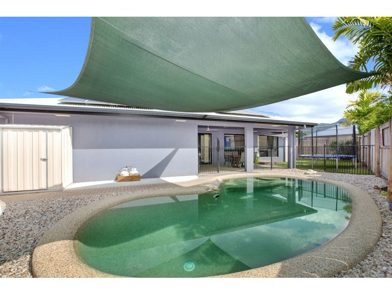 33 Cliffdale Street, Bentley Park QLD 4869