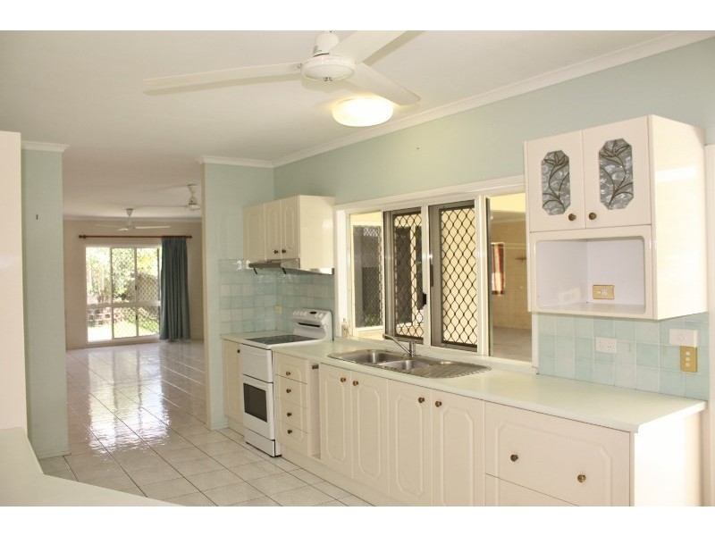 28 Creswell Close, Gordonvale QLD 4865