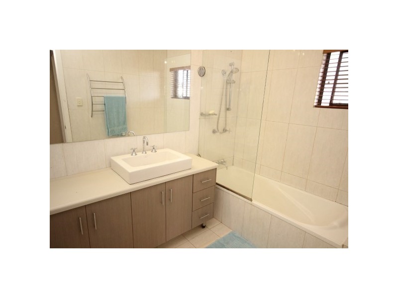 29 Julia Percy Close, Bentley Park QLD 4869