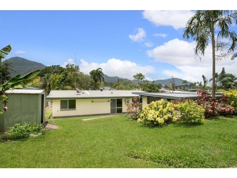 14 Kowinka Street, White Rock QLD 4868