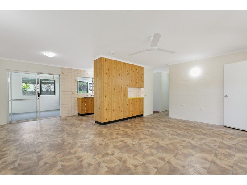 14 Kowinka Street, White Rock QLD 4868