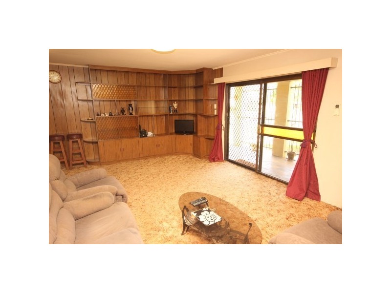 25 Woomala Street, Woree QLD 4868