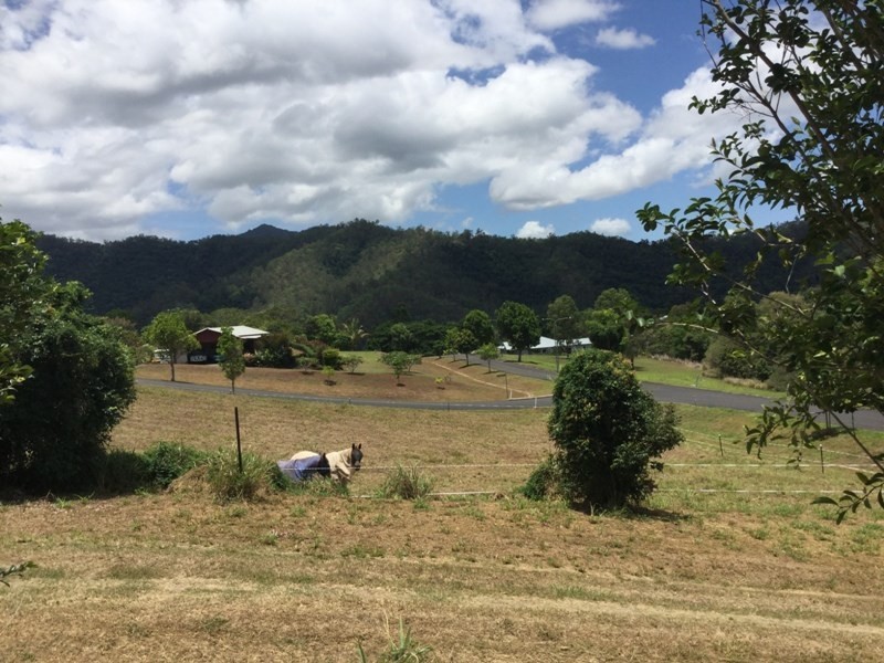 9 – 11 Claim Close, Goldsborough QLD 4865