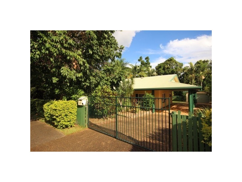 13 Resolution Drive, Bentley Park QLD 4869