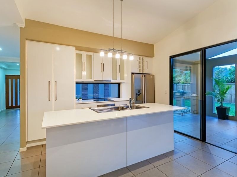 119 Roberts Drive, Trinity Beach QLD 4879