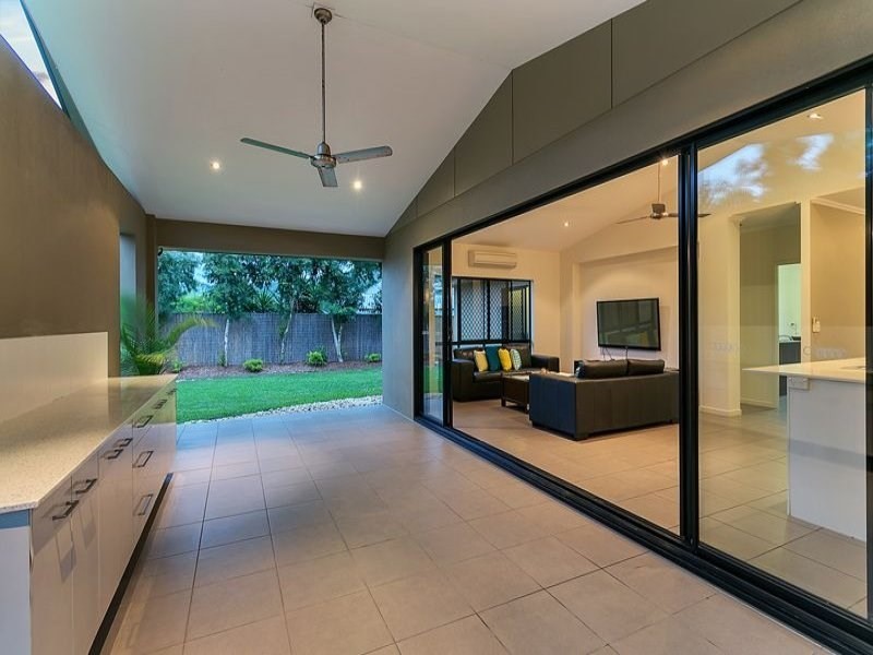 119 Roberts Drive, Trinity Beach QLD 4879