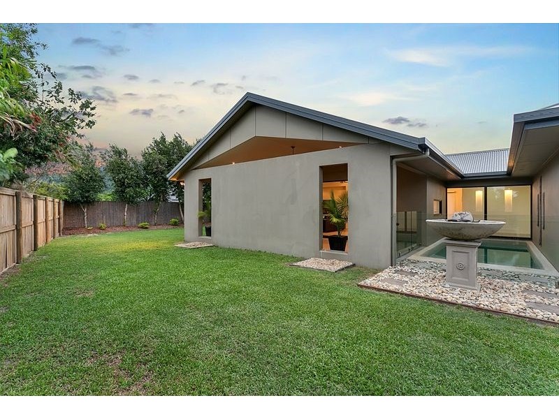 119 Roberts Drive, Trinity Beach QLD 4879