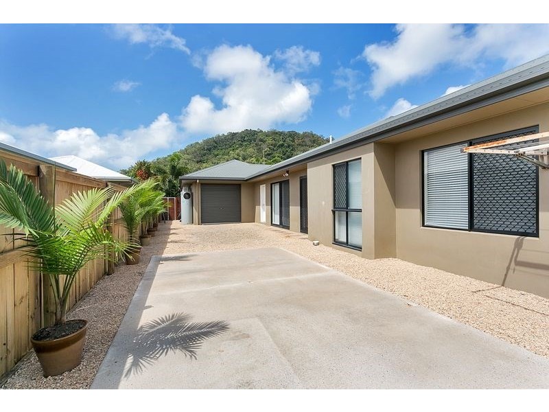 119 Roberts Drive, Trinity Beach QLD 4879