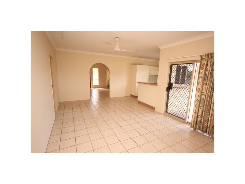 83 Ravizza Drive, Edmonton QLD 4869