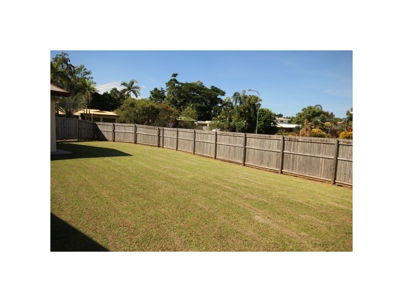 83 Ravizza Drive, Edmonton QLD 4869