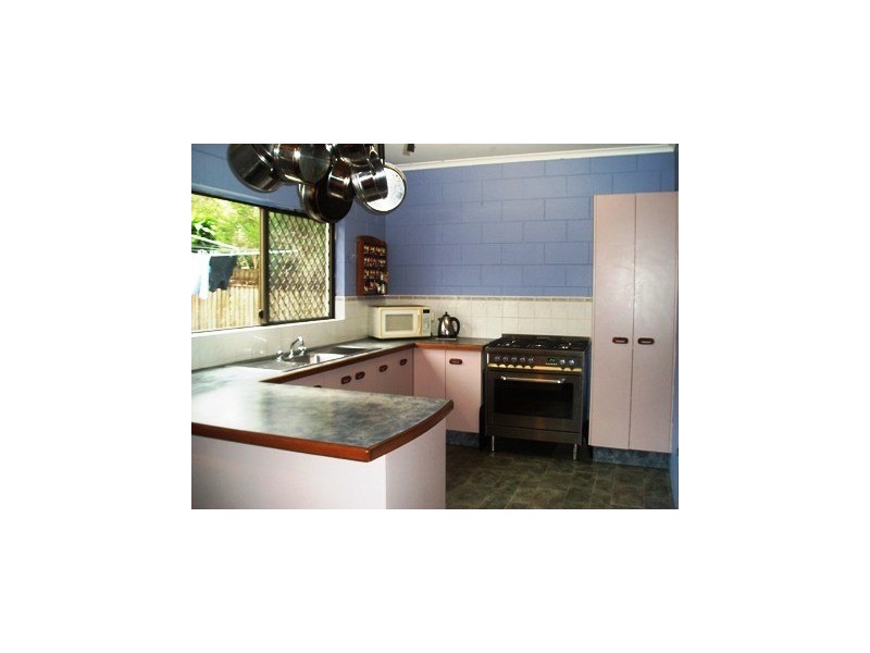 Bentley Park QLD 4869