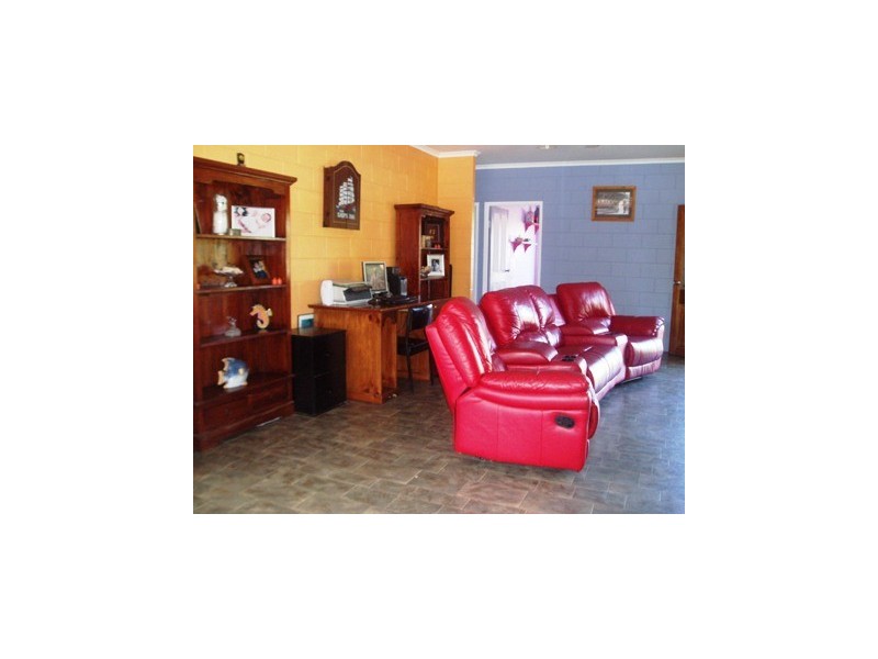 Bentley Park QLD 4869