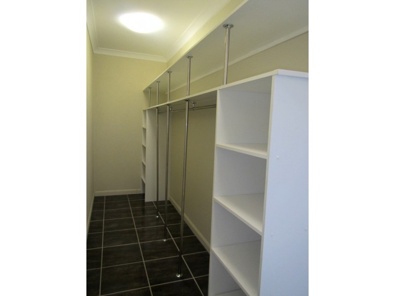 Mount Sheridan QLD 4868