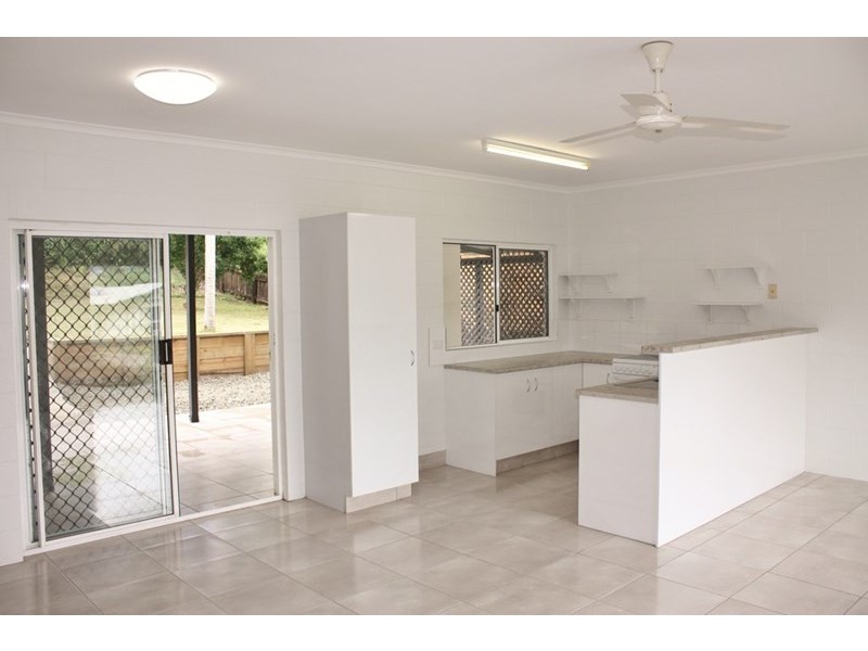 8 Halloran Close, Gordonvale QLD 4865