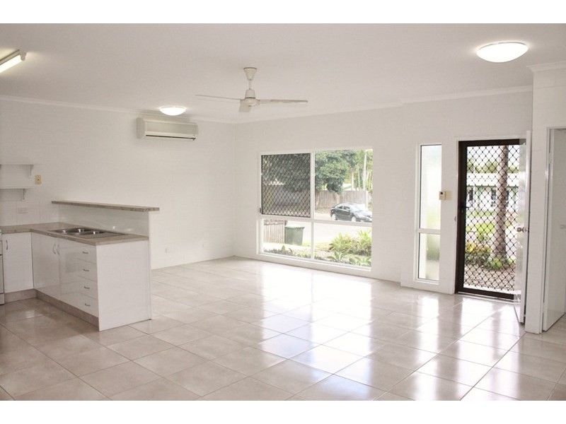 8 Halloran Close, Gordonvale QLD 4865