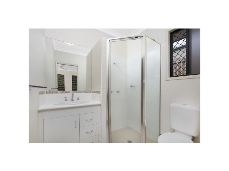 16 Starr Close, Bentley Park QLD 4869