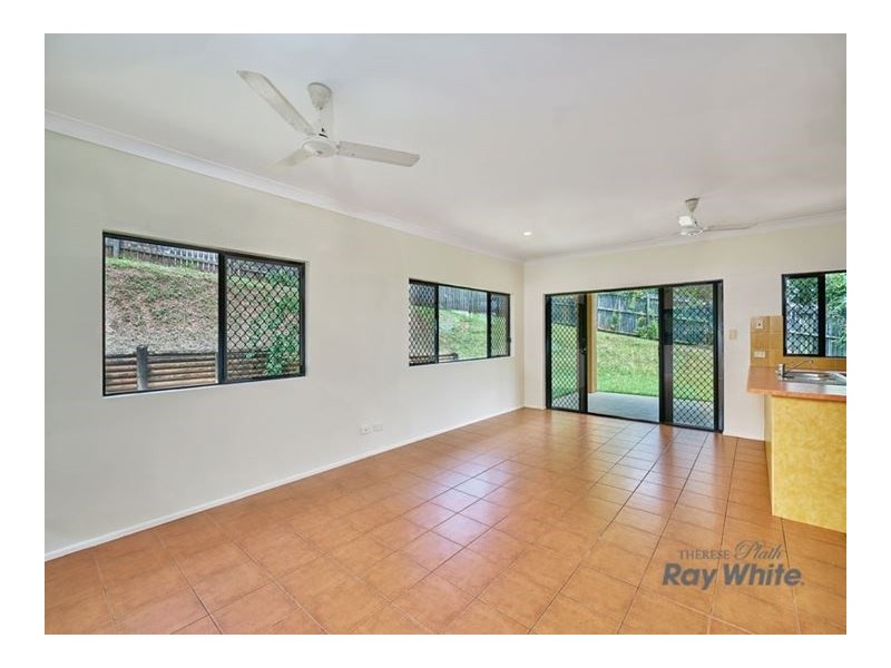 Bentley Park QLD 4869