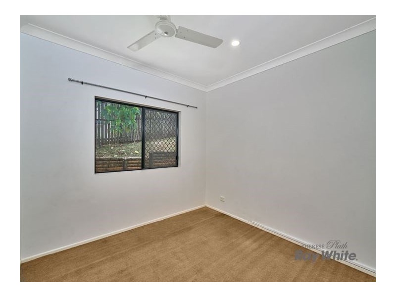 Bentley Park QLD 4869