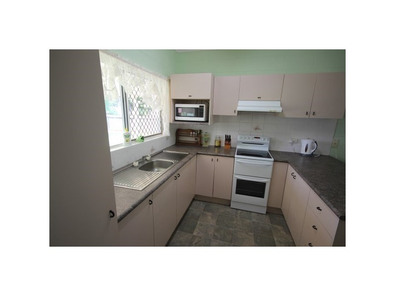 22 Herald Street, Bentley Park QLD 4869