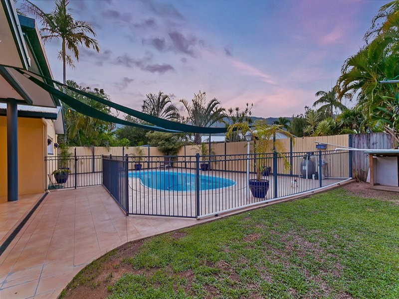 3 Dugong Close, Bentley Park QLD 4869
