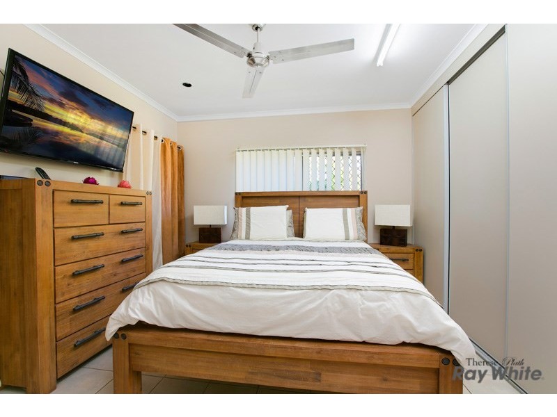 136 Robert Road, Bentley Park QLD 4869