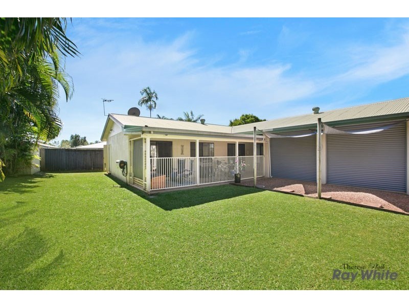 136 Robert Road, Bentley Park QLD 4869