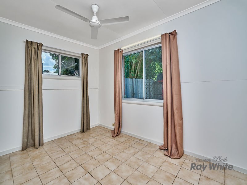 145-147 McCormack Street, Manunda QLD 4870