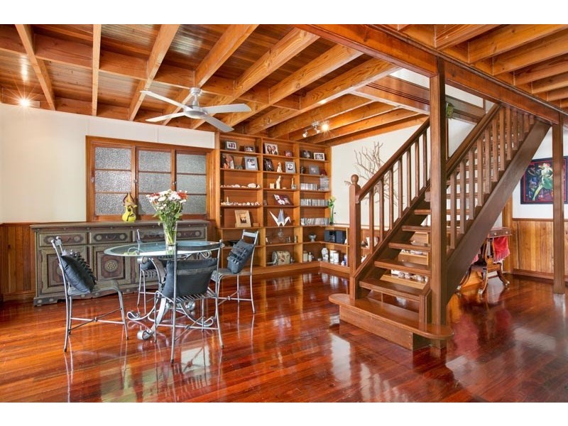 229 O’Shea Esplanade, Machans Beach QLD 4878