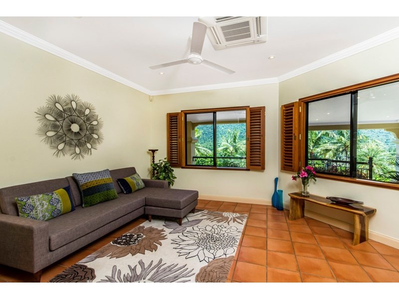 Redlynch QLD 4870