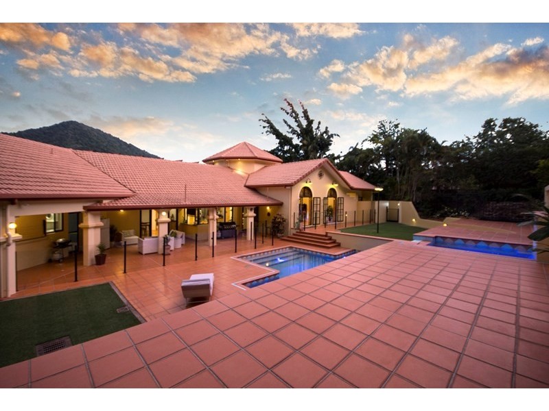 Redlynch QLD 4870