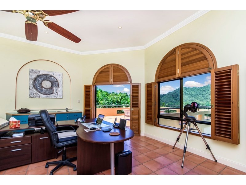 Redlynch QLD 4870