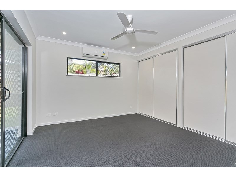 Bentley Park QLD 4869