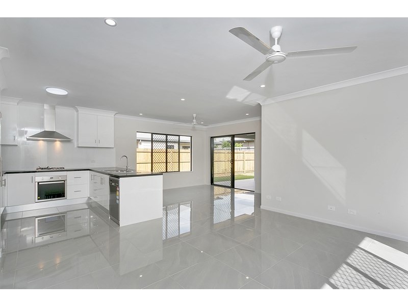 Bentley Park QLD 4869