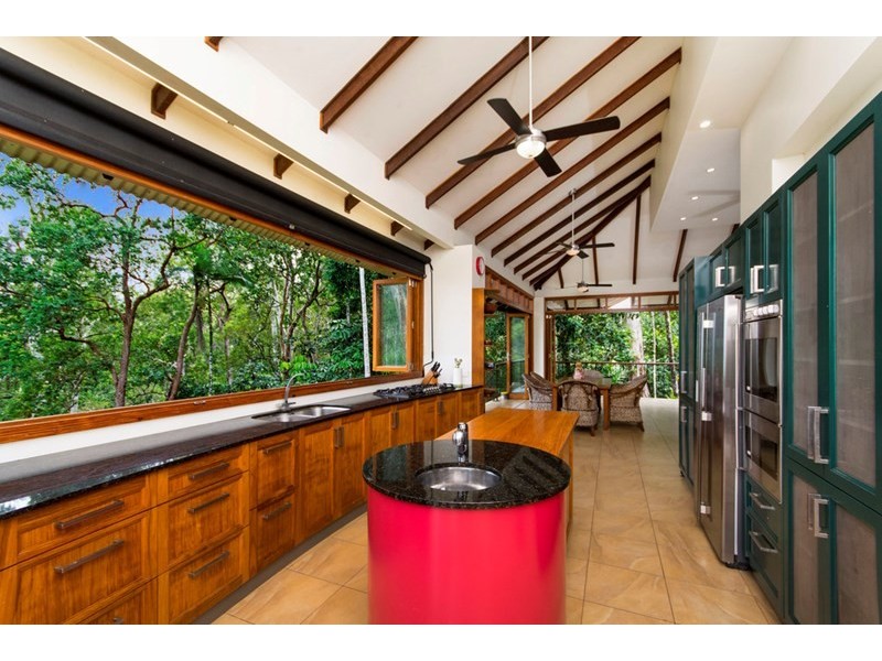 2286 Pine Creek Road, Cairns QLD 4870