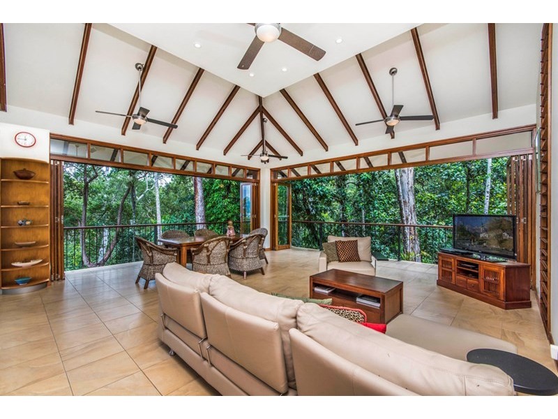 2286 Pine Creek Road, Cairns QLD 4870