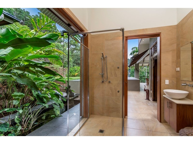 2286 Pine Creek Road, Cairns QLD 4870