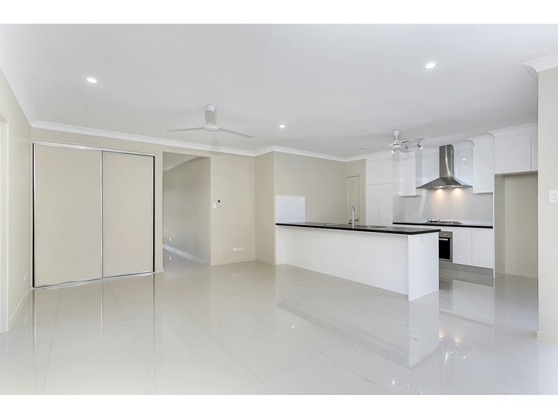 Bentley Park QLD 4869