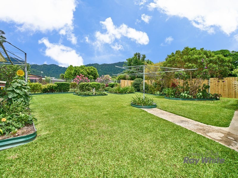 49 Yarrum Street, Earlville QLD 4870