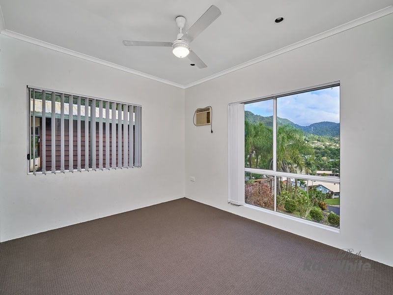 9 Sandpiper Court, Bayview Heights QLD 4868