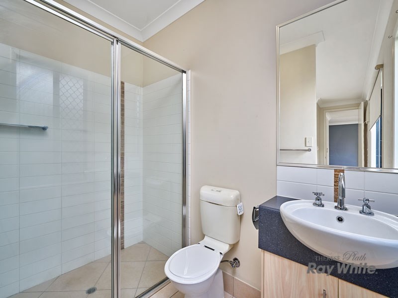 15 Cliffdale Street, Bentley Park QLD 4869